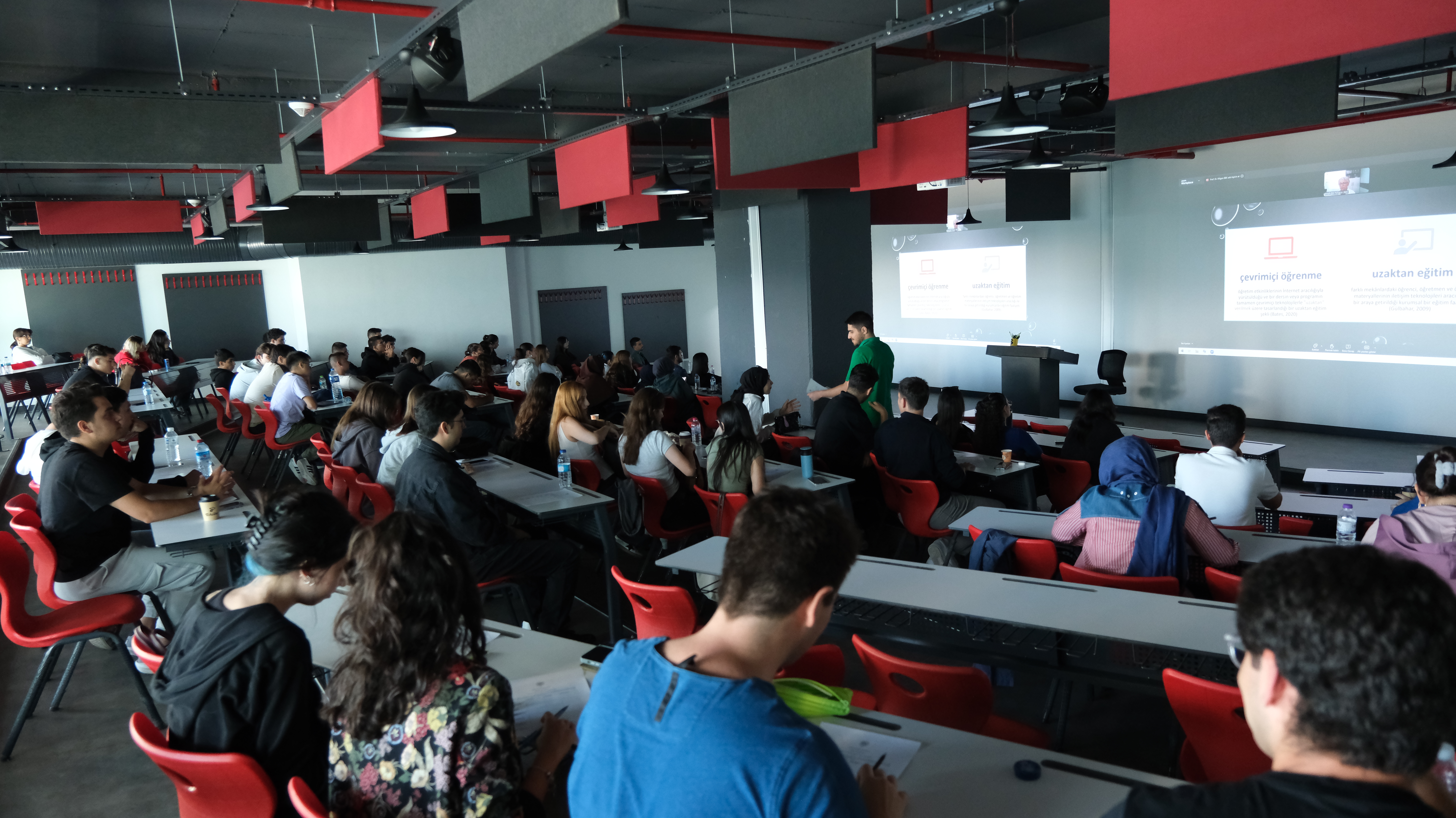 Lokman Hekim Üniversitesi’nde 2025-2026 Akademik Yılı Genel Uyum Programı ile Yeni Öğrenciler Üniversite Yaşamına Merhaba Dedi