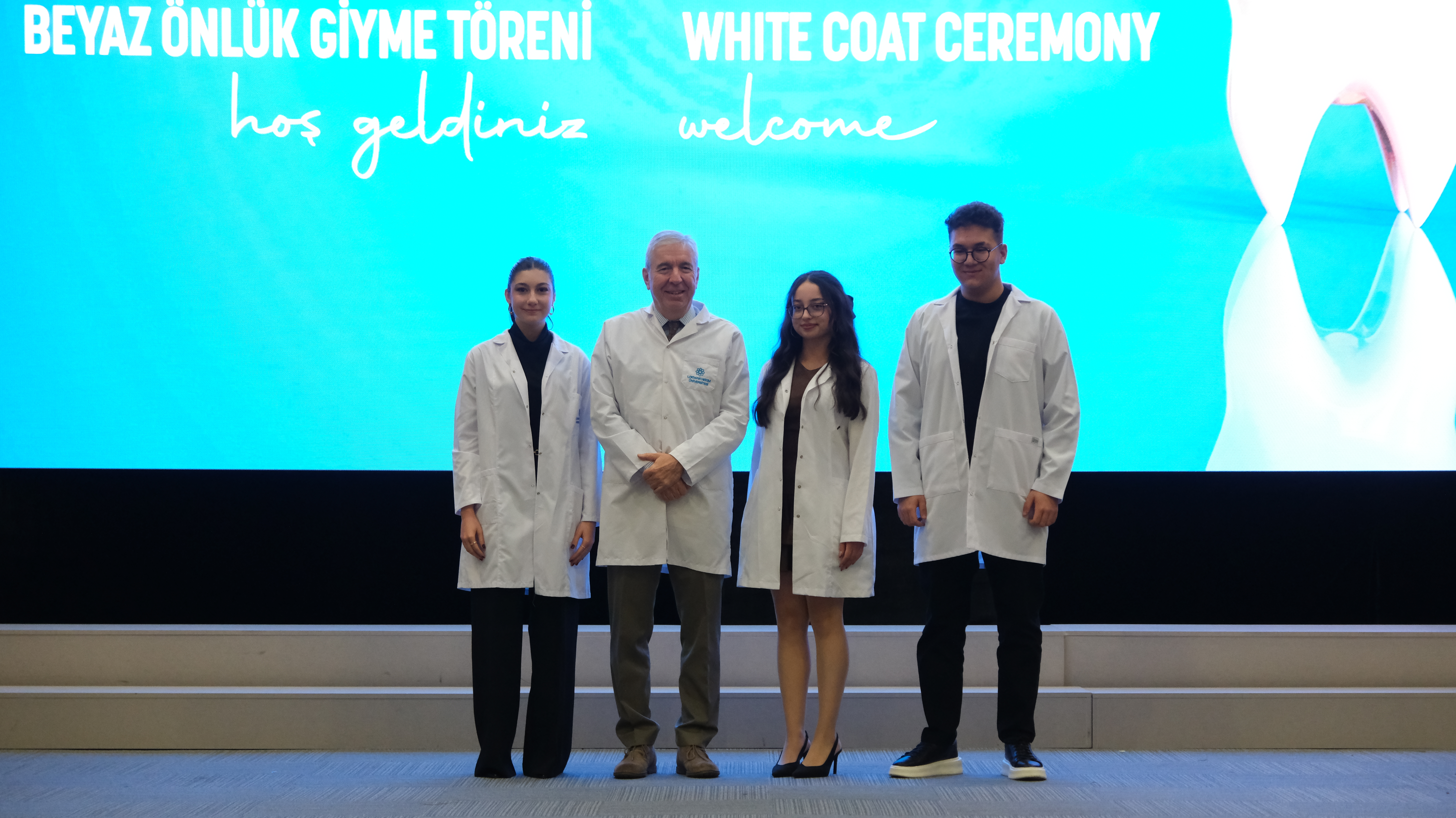 Geleceğin Diş Hekimleri Beyaz Önlüklerini Giydi