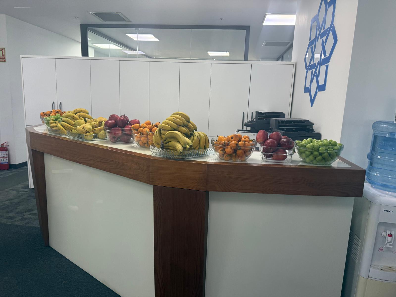 İdari Çalışanlarımız ile Meyve Molası!