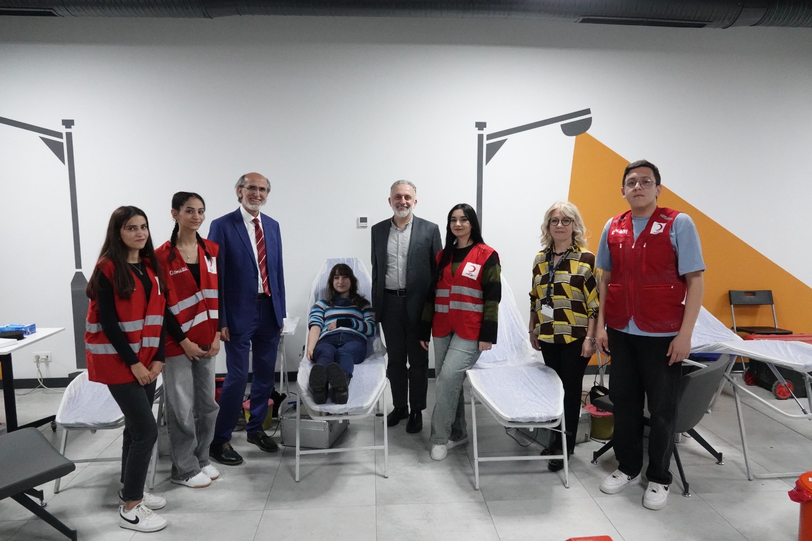 Lokman Hekim Üniversitesi ve Türk Kızılay’dan Kan Bağışı Etkinliği