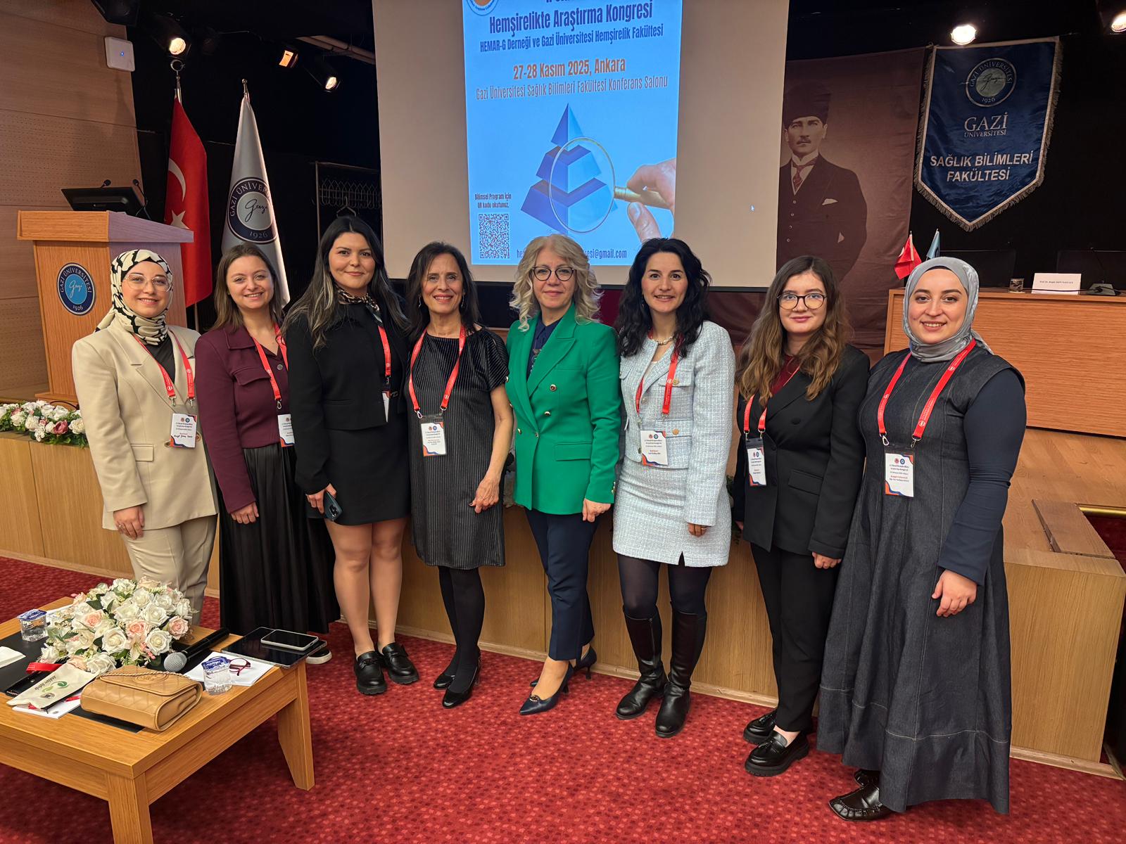 Hemşirelik Fakültesi, 1. Ulusal Hemşirelik Araştırmaları Kongresi'ne Katıldı