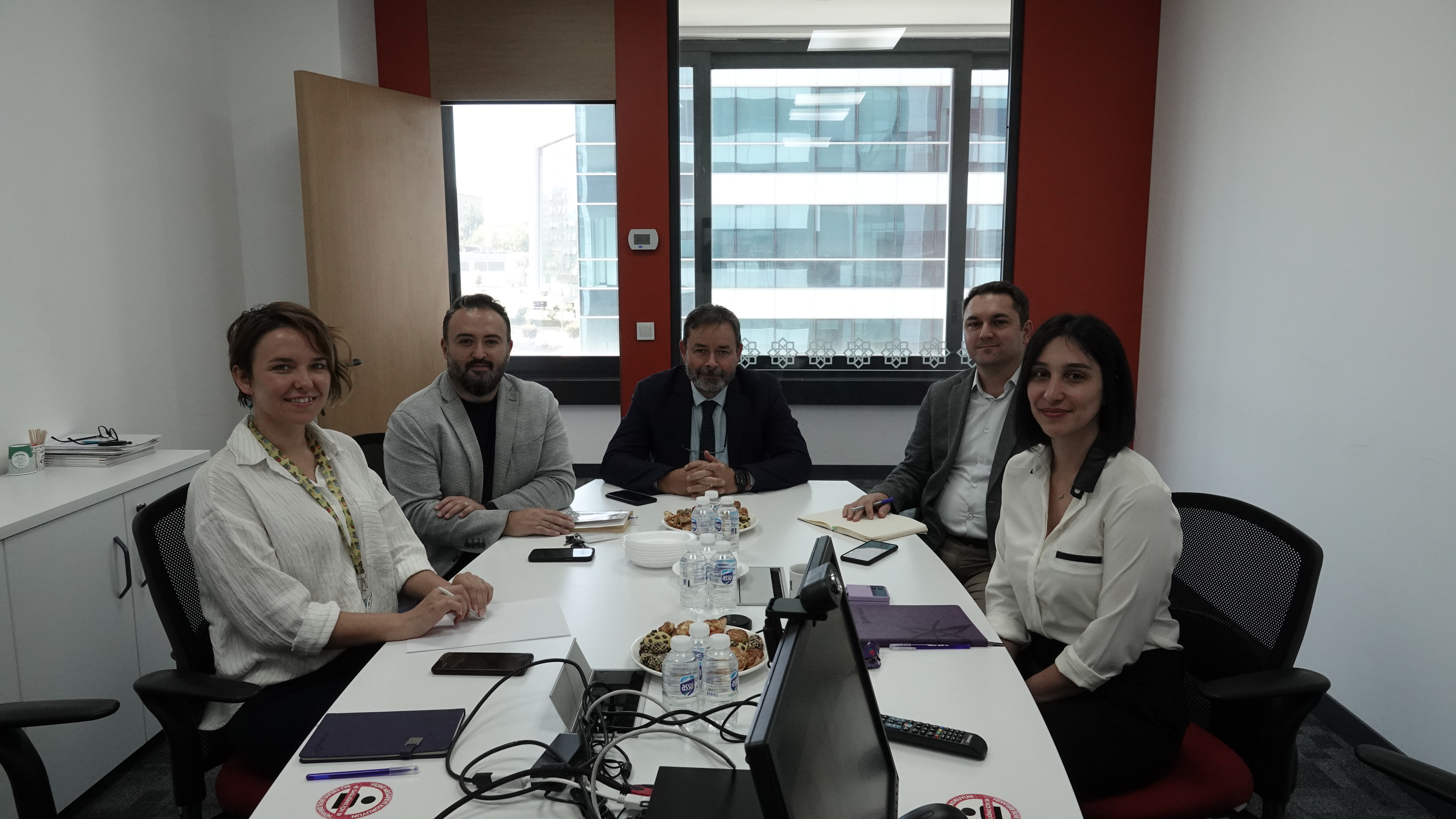 ''NEETs Competence Development at Medicinal and Aromatic Plants” Projesinin Faaliyetleri Kapsamında Yer Alan Proje Ön Toplantısı Gerçekleştirildi.