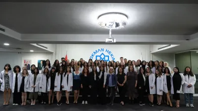 Lokman Hekim Üniversitesi’nde Dil ve Konuşma Terapisi Öğrencilerine Beyaz Önlük Coşkusu