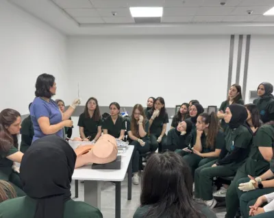 Ebelik Bölümü Simülasyon Temelli Mezuniyet Öncesi Eğitim Serisinde Klinik Gerçekliğe Bir Adım Daha